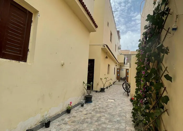 Dalida House 3*